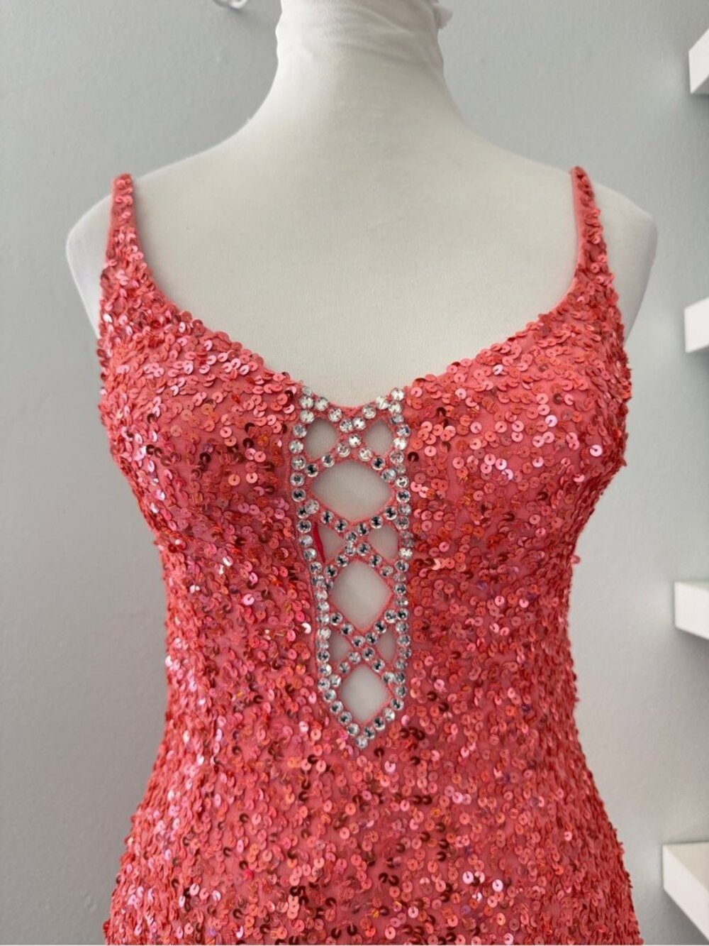 Scala Coral Sequin Mini Dress with Gem Ladder Detail Sz 4 - Picture 3 of 14